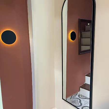 Отель Cozy Detached House Near The Hagia Sophia Стамбул